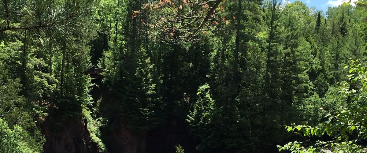 When you think of Wisconsin, you think of dairy farms and the Packers.  However, Copper Falls reminds us that natural beauty is all around.