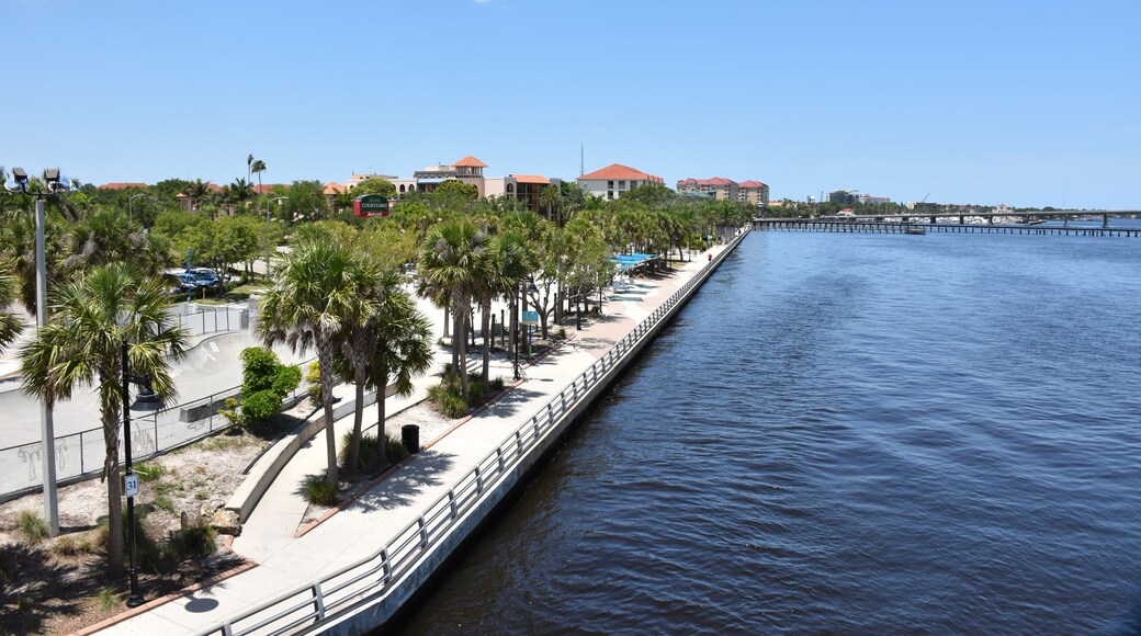 BRADENTON RIVERWALK