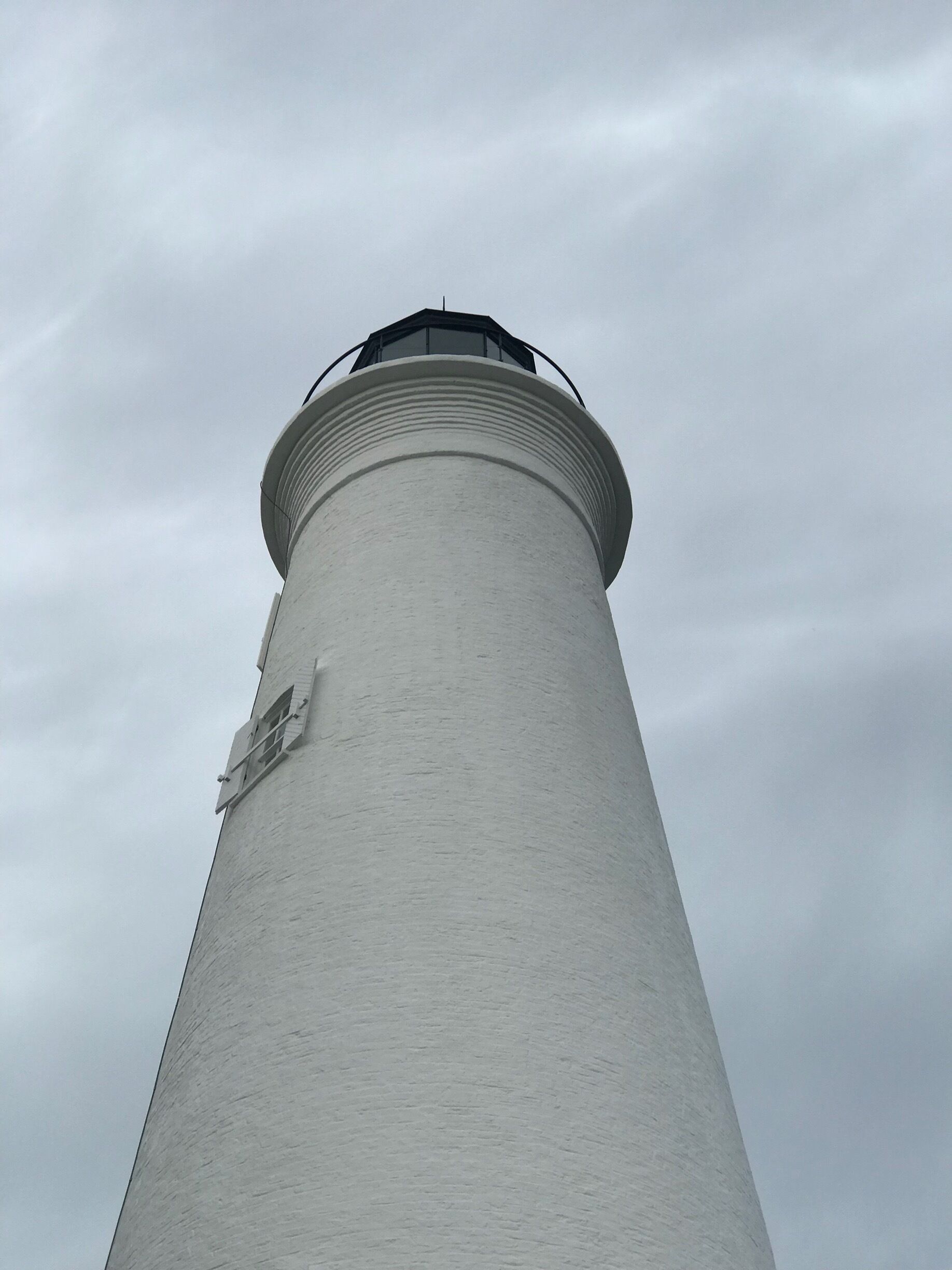 The St. Marks Light is the second-oldest light station in Florida. It is located on the east side of the mouth of the St. Marks River, on Apalachee Bay. 