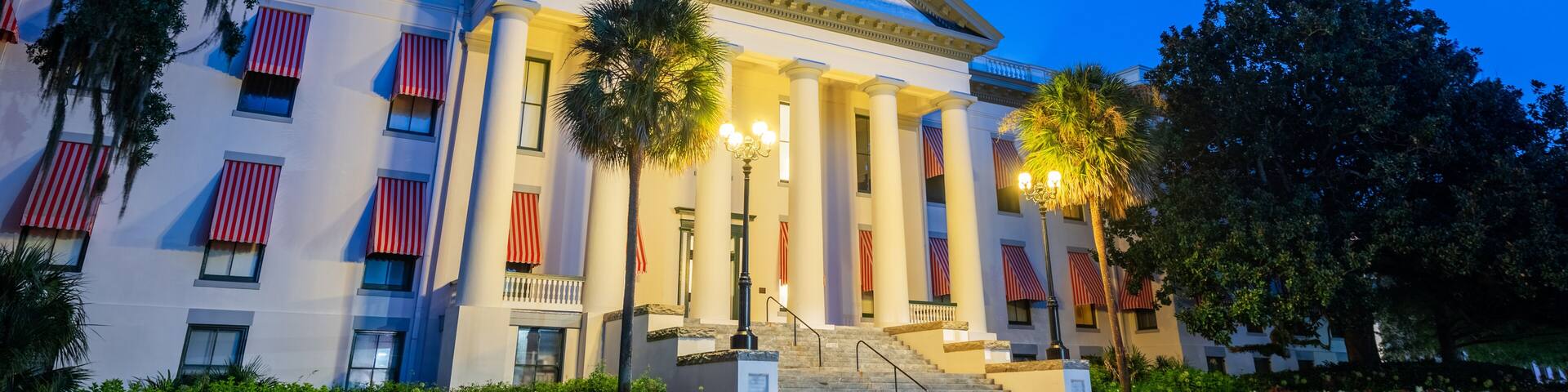 Tallahassee, Florida, USA at the Old and New Capitol Building