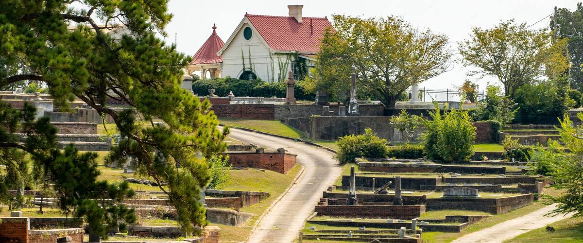Rose Hill Cemetery featuring a cemetery