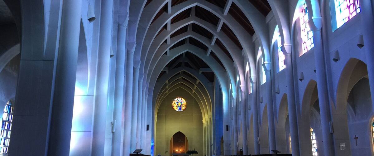 Gorgeous monastery on over 3K acres! Catholic monks and peaceful prayer.