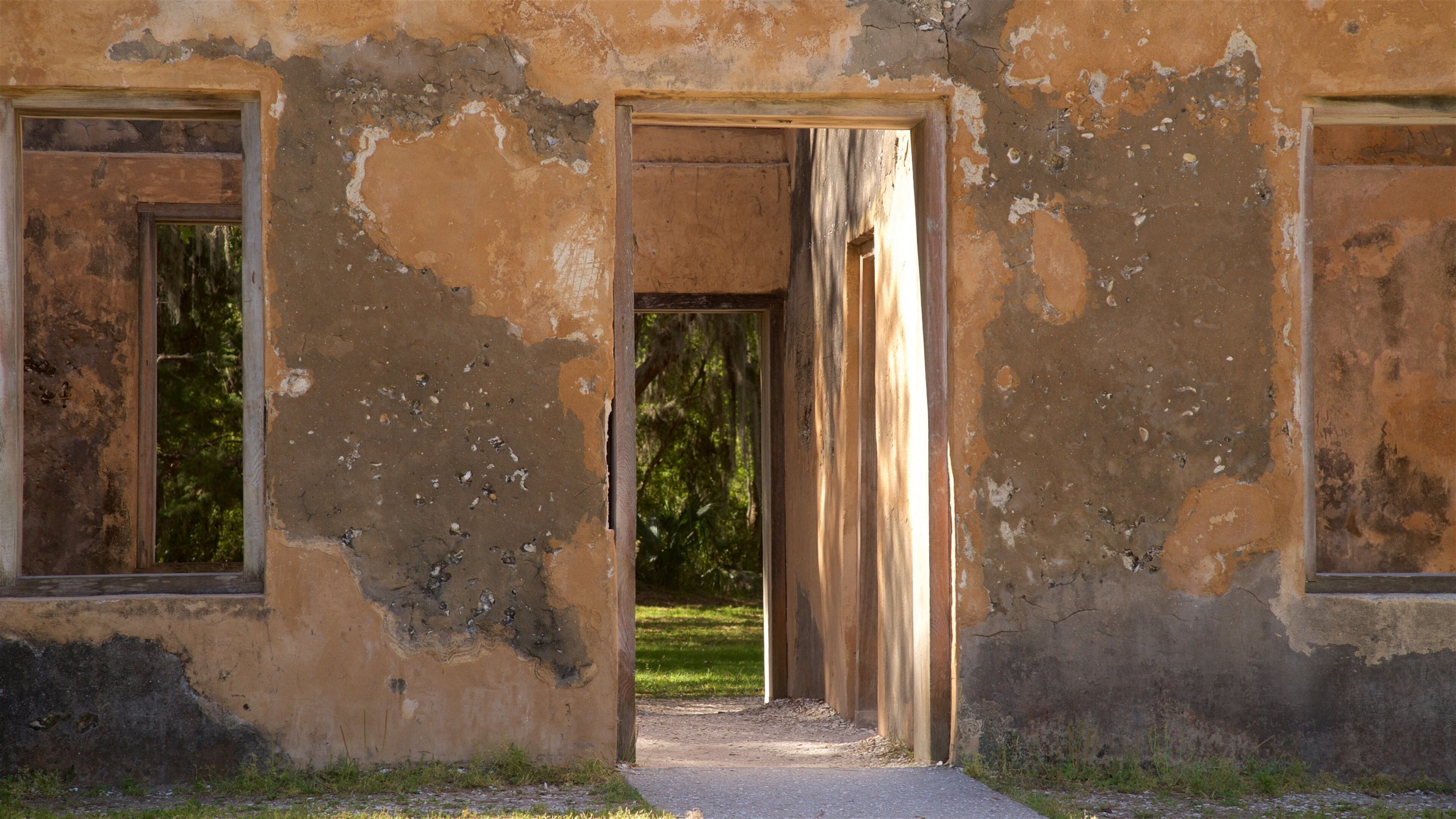 Horton House which includes building ruins and heritage elements