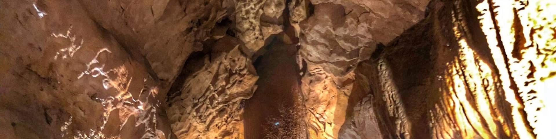 Diamond Caverns Cave