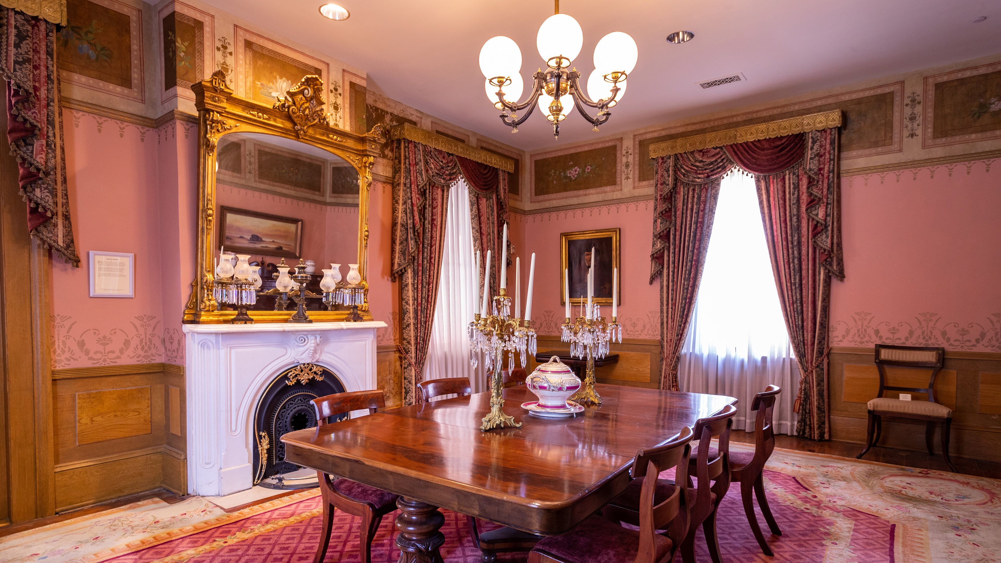 Ware-Lyndon House featuring a house, heritage elements and interior views