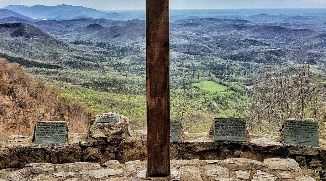 At the foot of the Cross lies my peace...
A popular place for weddings in the small open-sided chapel atop the mountain at the YMCA camp. To sit in the pews and look out on the world is a great side of peace.
#cross #peace #mountains #SC #relaxing #beautifulday #outdoors #traveljunkie #ktphoenixphotography