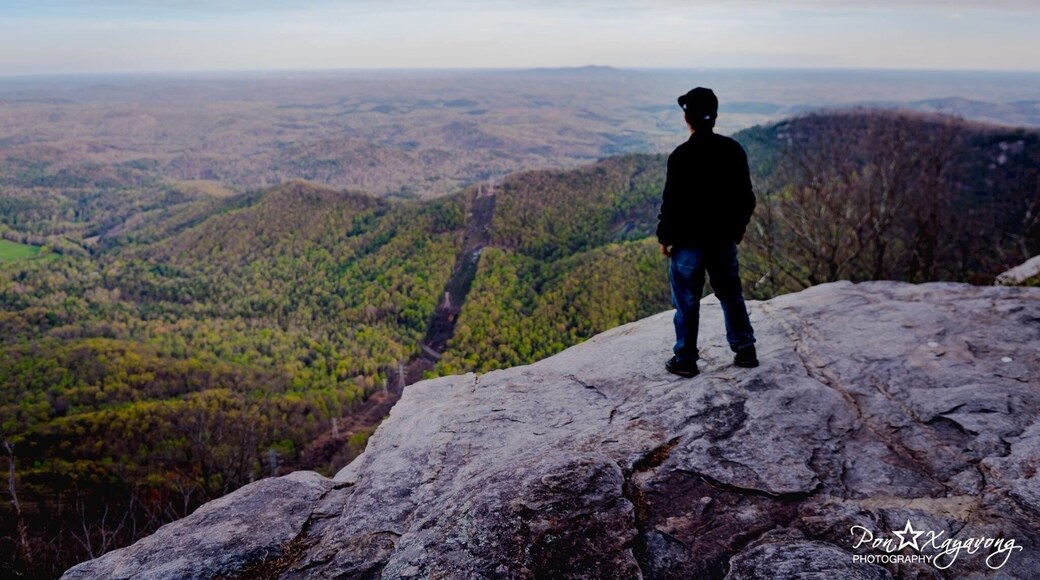 Nice little lookout area pass the cross