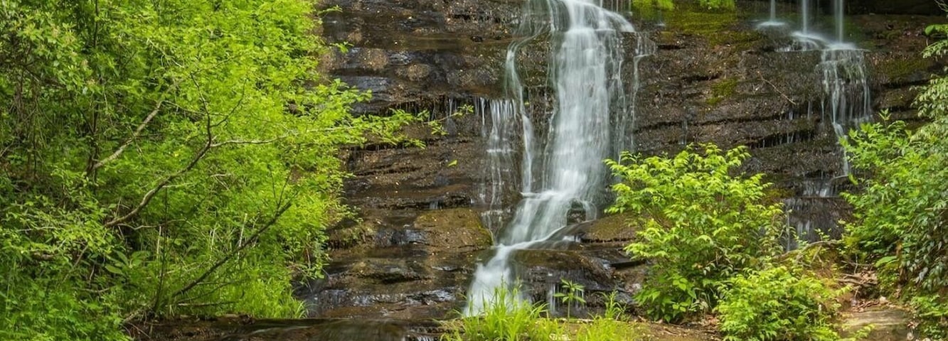 This is an easy hike from the campground parking lot to this waterfall at the Deep Creek Trail in Bryson City in the Great Smoky Mountains