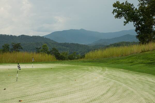 Sequoyah National Golf Club featuring golf