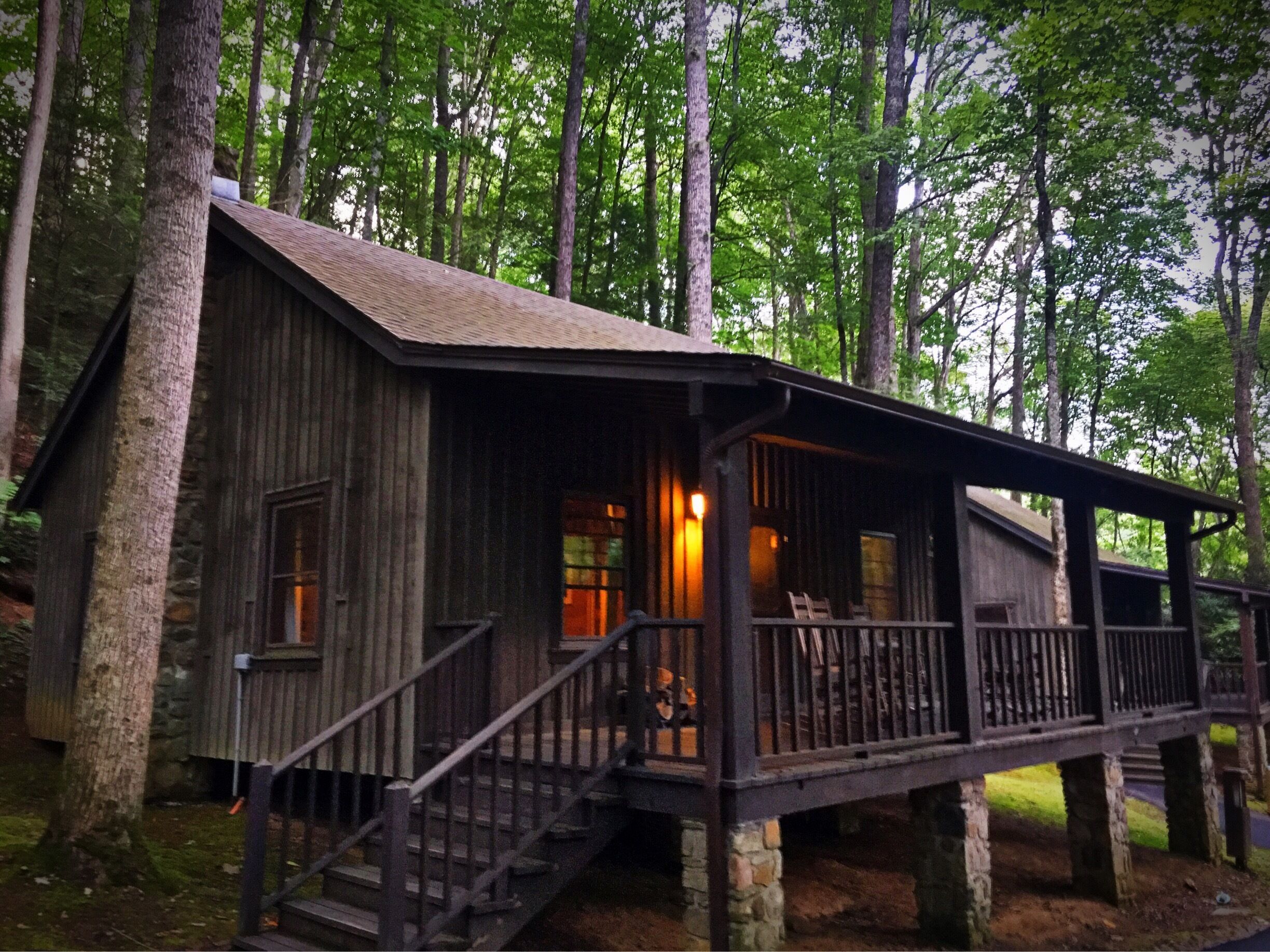 Nice cabin rental in Roan Mountain State Park.  Sometimes it's nice to have some creature comforts when your exploring in Appalachian Mountains. 