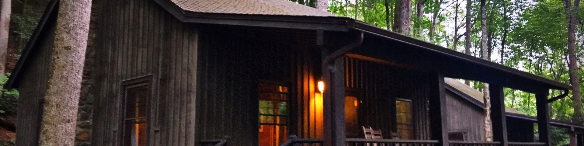 Nice cabin rental in Roan Mountain State Park. Sometimes it's nice to have some creature comforts when your exploring in Appalachian Mountains.