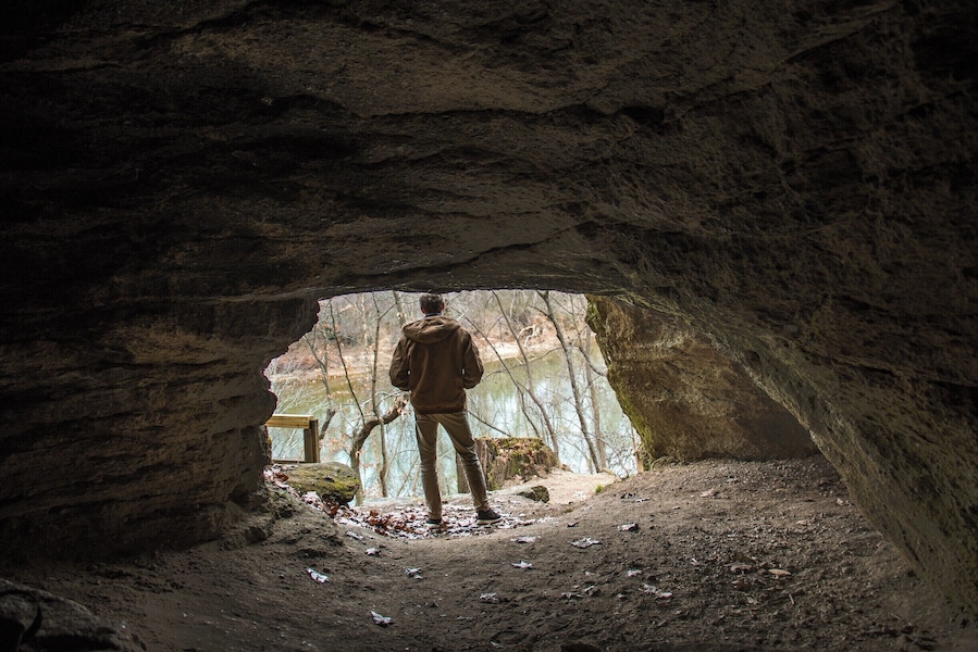 An interesting cave with historical links.
View a video overview of the cave here: https://www.hdcarolina.com/episode/boones-cave