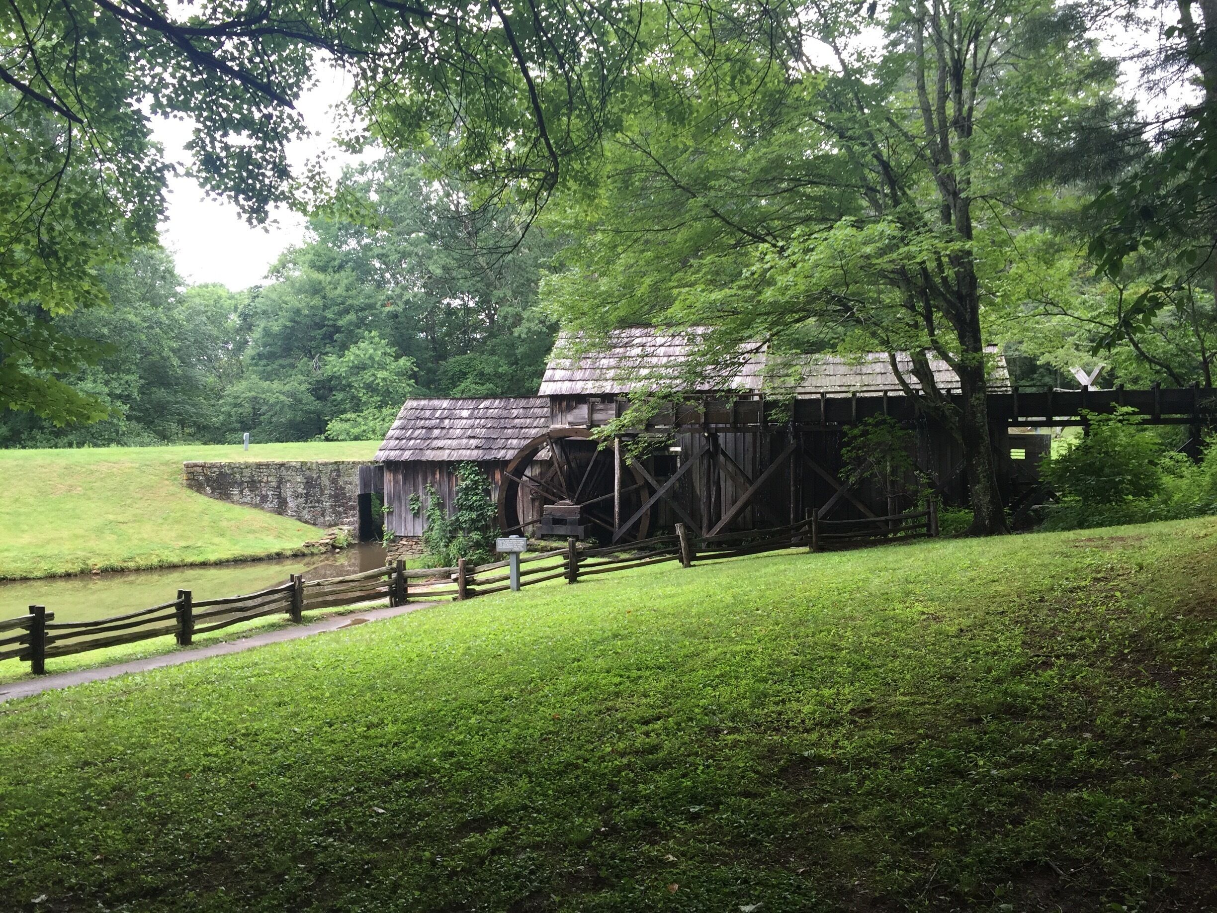 One of the must-see stops along the Blue Ridge Parkway!
#StunningStructures