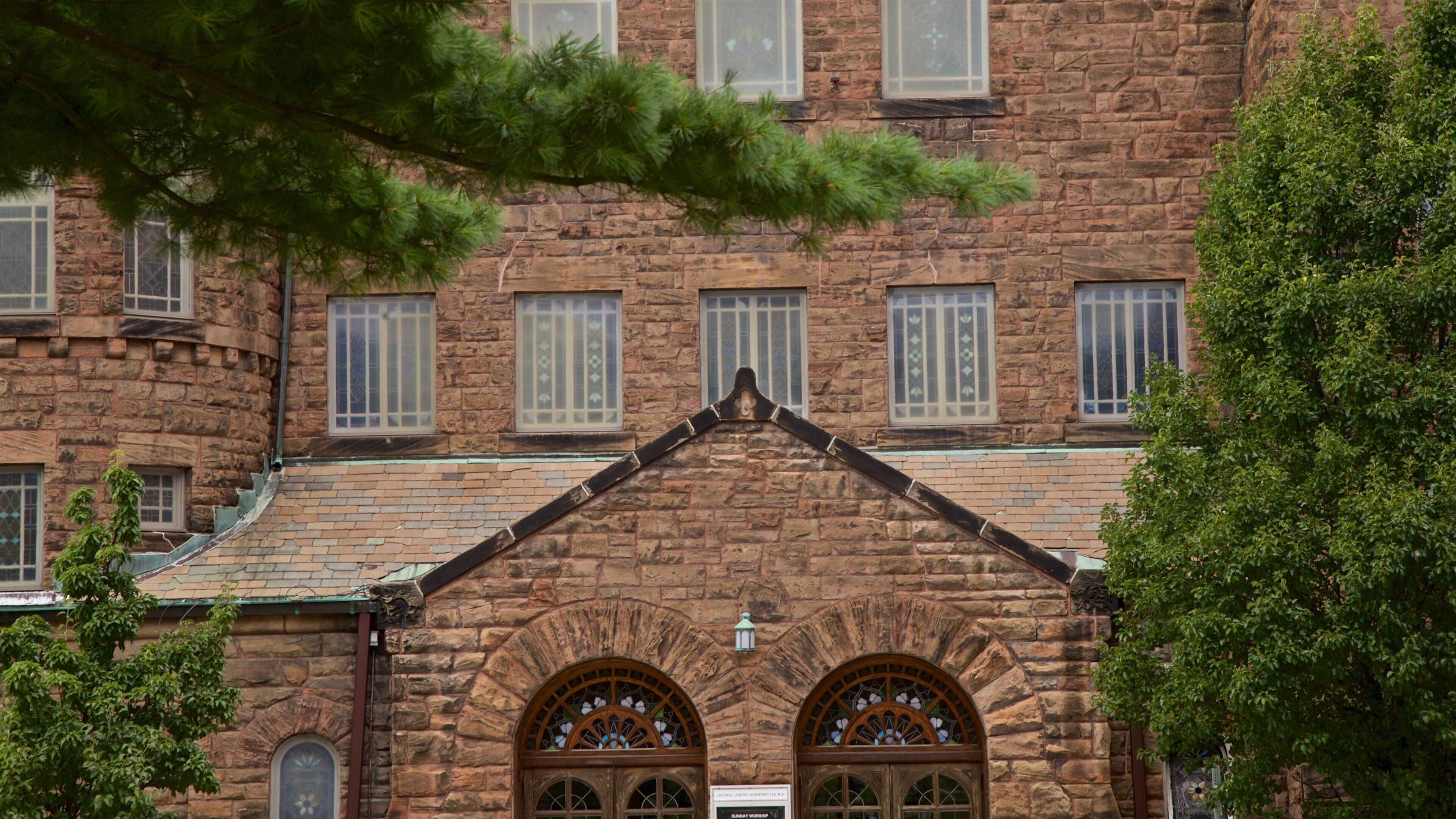 First United Methodist Church que inclui elementos de patrimônio