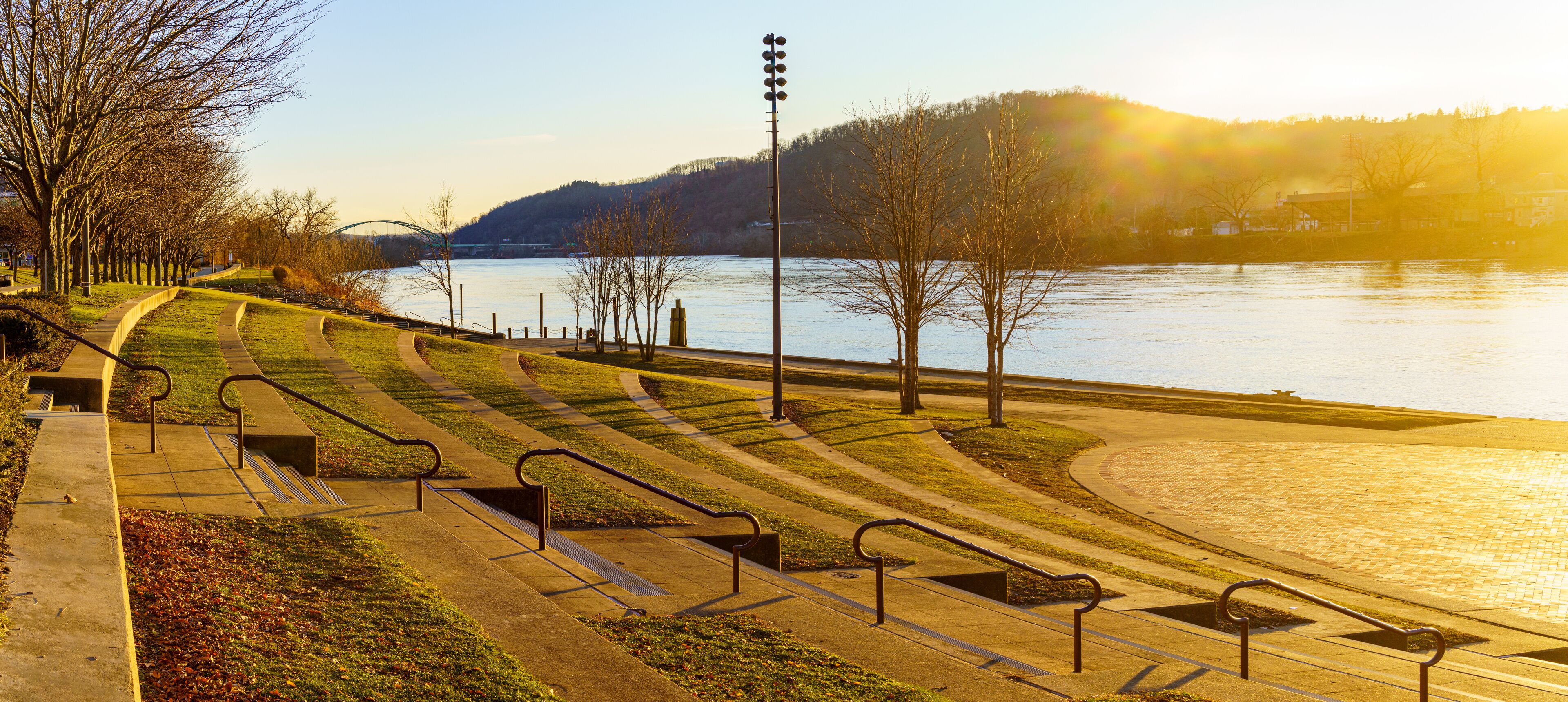 Panoramic view of the Ohio River with Vietnam Veterans Memorial Bridge between Wheeling West Virginia and Ohio, seen from Heritage Port amphitheater. in Wheeling, January 2022. 