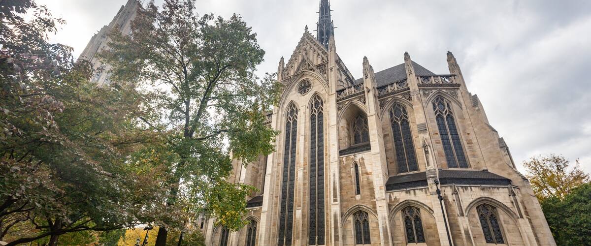 Heinz Memorial Chapel showing a church or cathedral and heritage architecture