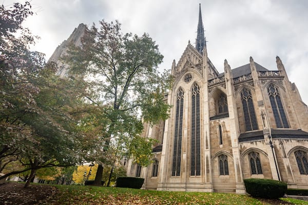 Heinz Memorial Chapel showing a church or cathedral and heritage architecture