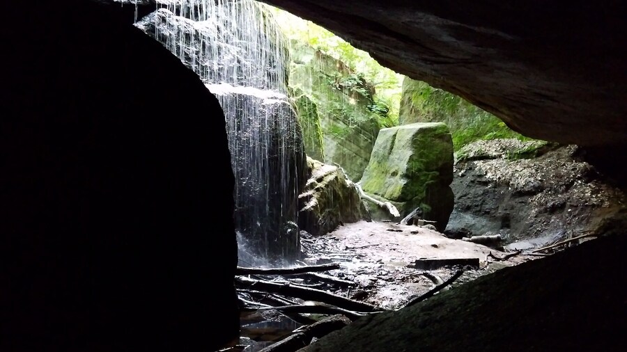 Am un-named falls in Nelson Ledges State Park.