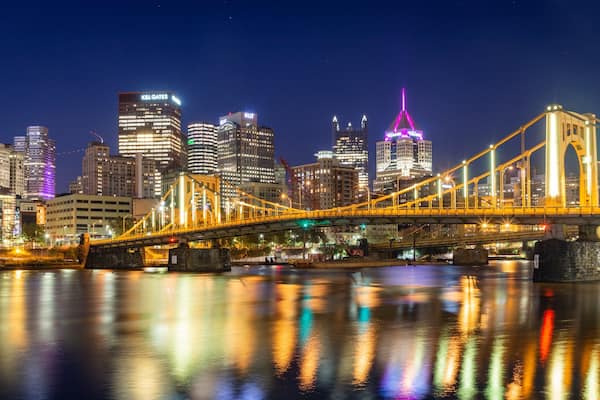 Three Rivers Heritage Trail which includes a bridge, a bay or harbor and a city