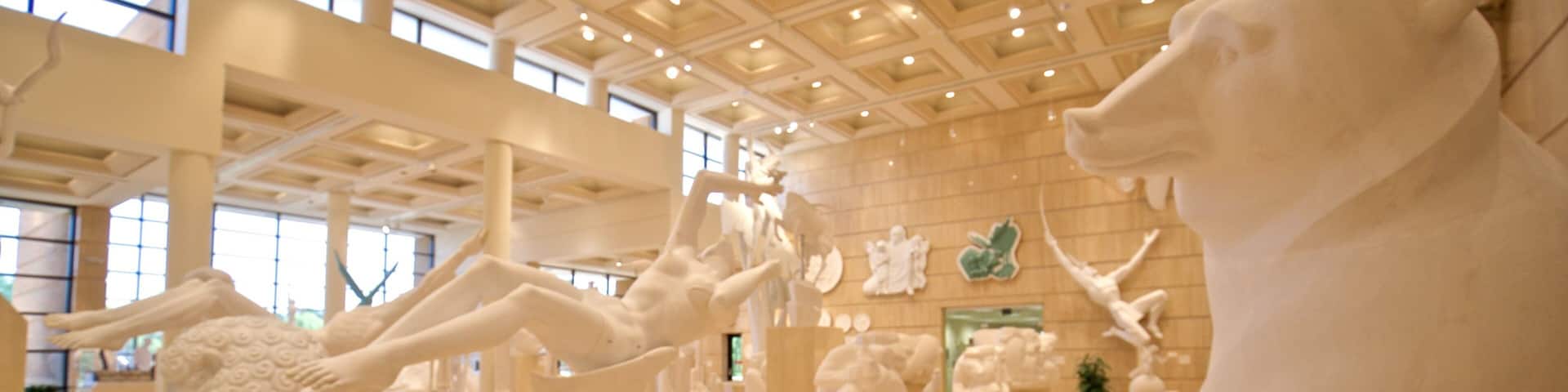 Marshall M. Fredericks Sculpture Museum showing art, a statue or sculpture and interior views