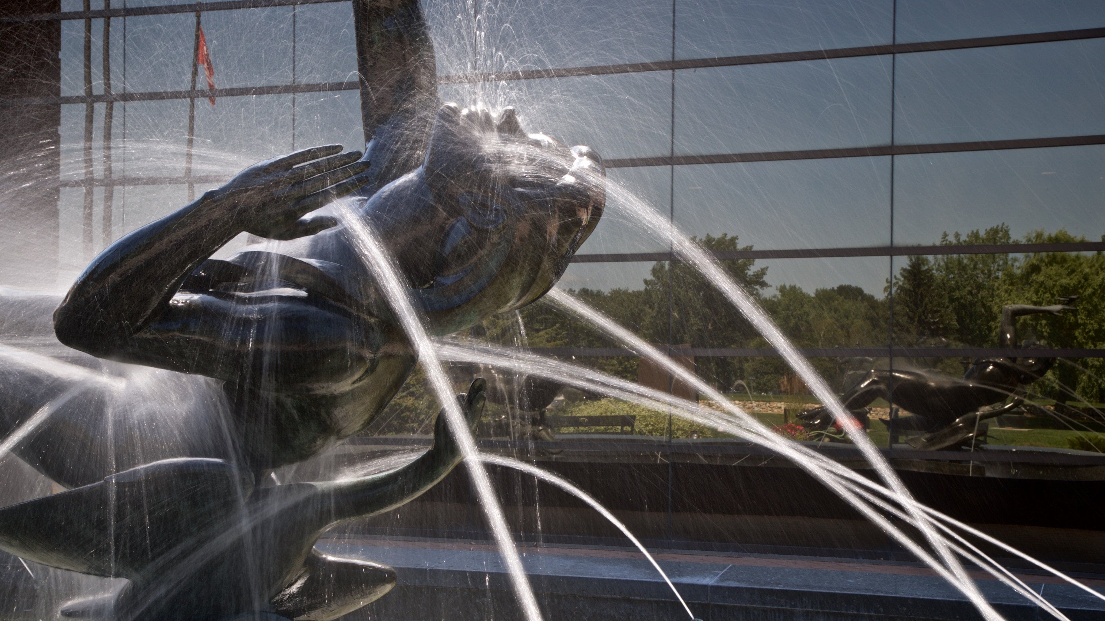 Marshall M. Fredericks Sculpture Museum which includes a fountain