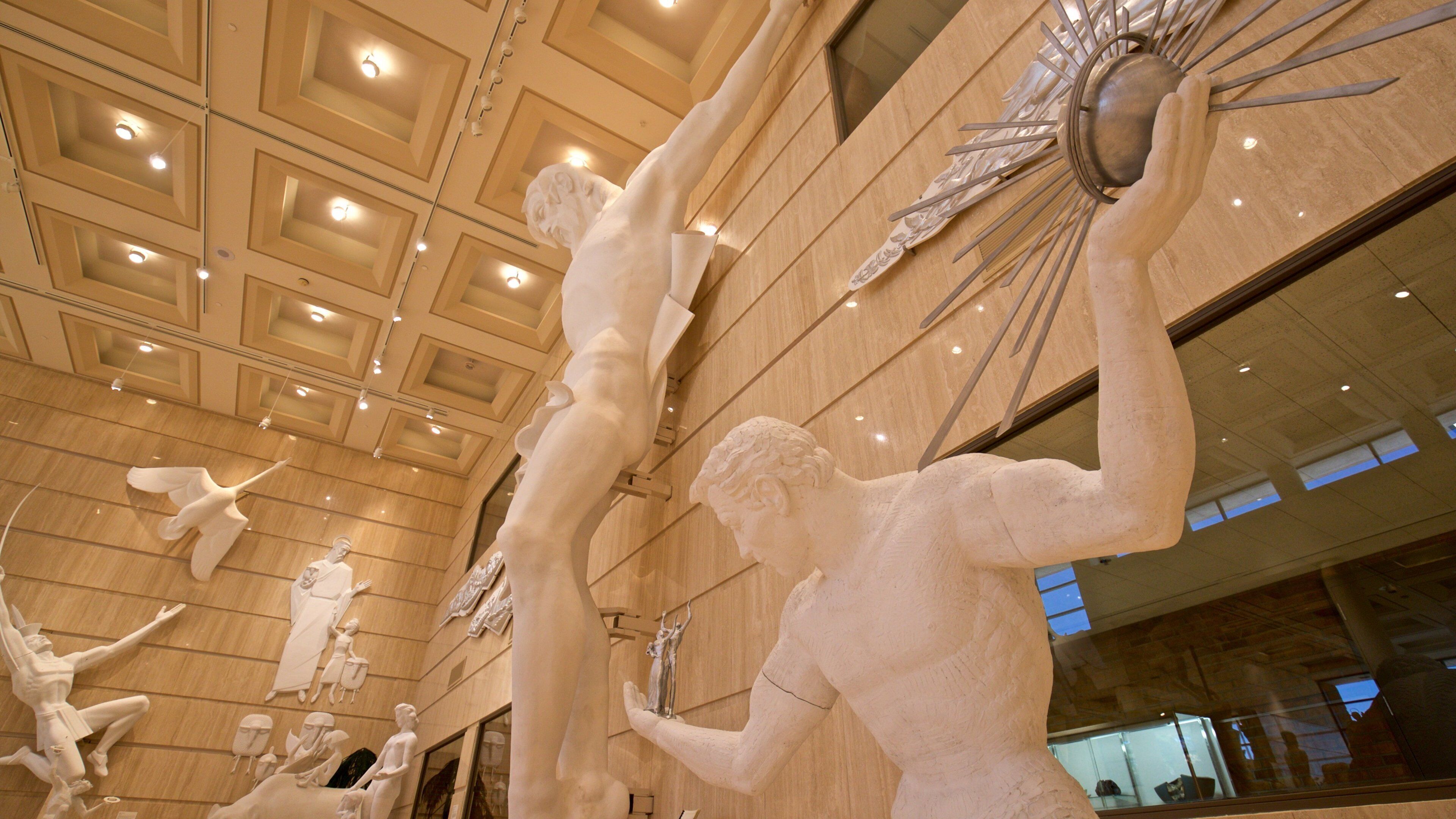 Marshall M. Fredericks Sculpture Museum som visar en staty eller skulptur, interiörer och konst