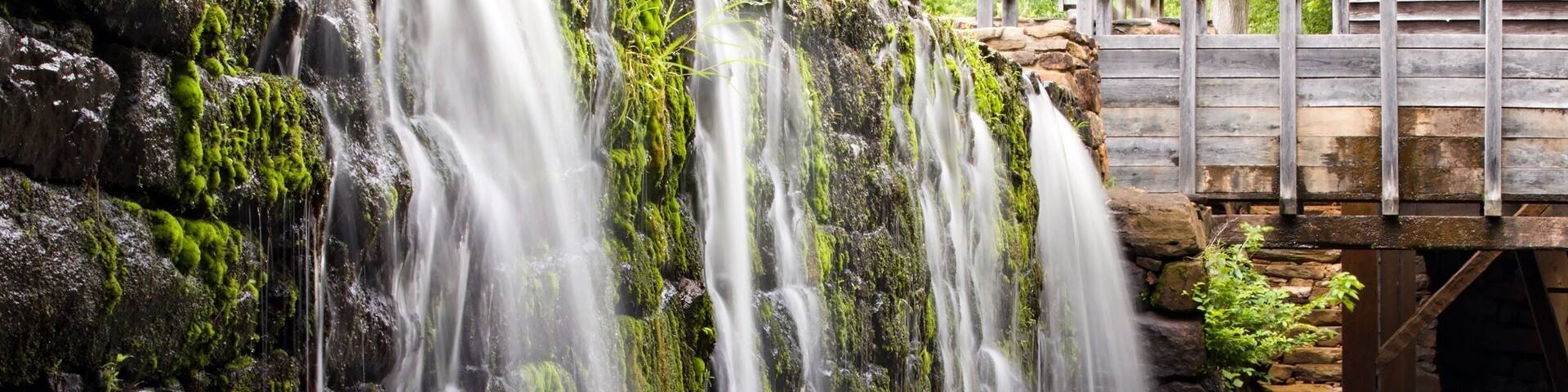 After heavy rains in the area I hoped for more water coming over the wall but nope. Anyway I decided to try and be different, not shoot the same scene as everyone else. Here it is!!!
