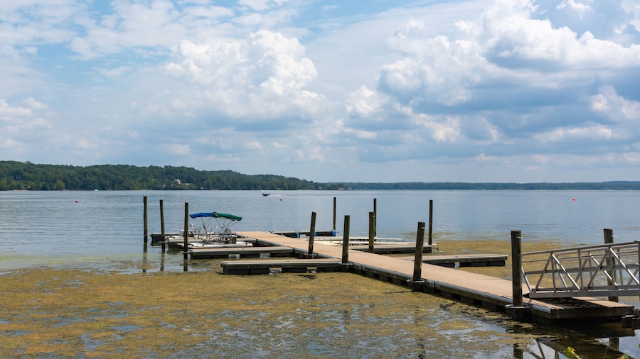 A floating pier at Pohick Bay Regional Park.