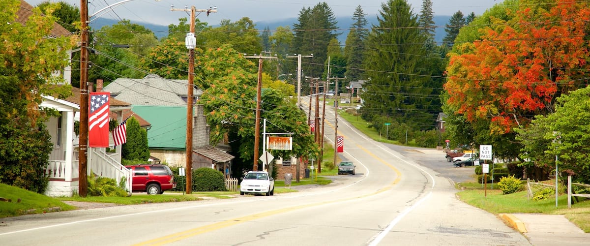 Southwest Pennsylvania showing a small town or village and fall colors