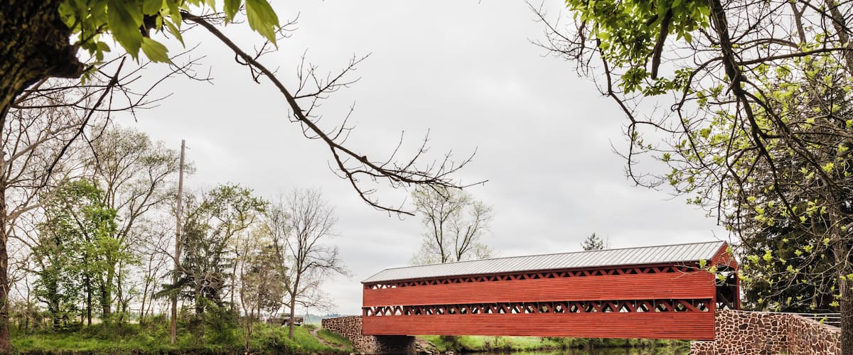 Sachs Covered Bridge is 100 feet long and is a pedestrian only bridge and is owned by the Gettysburg Preservation Association. Was worth the drive away from the Gettysburg attractions to find it even tho it was a gray cloudy day when we were there. #historic #bridges #gettysburg