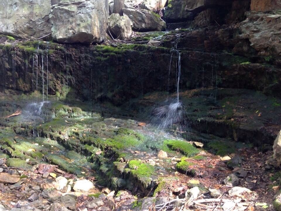 This is copper mine trail.  This wasn't flowing a lot when I was there but is beautiful when there's enough water.