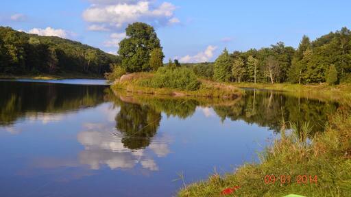 Blue mountain lake
Is located in the Delaware water gap national park NJ close to Milbrook Vilage
