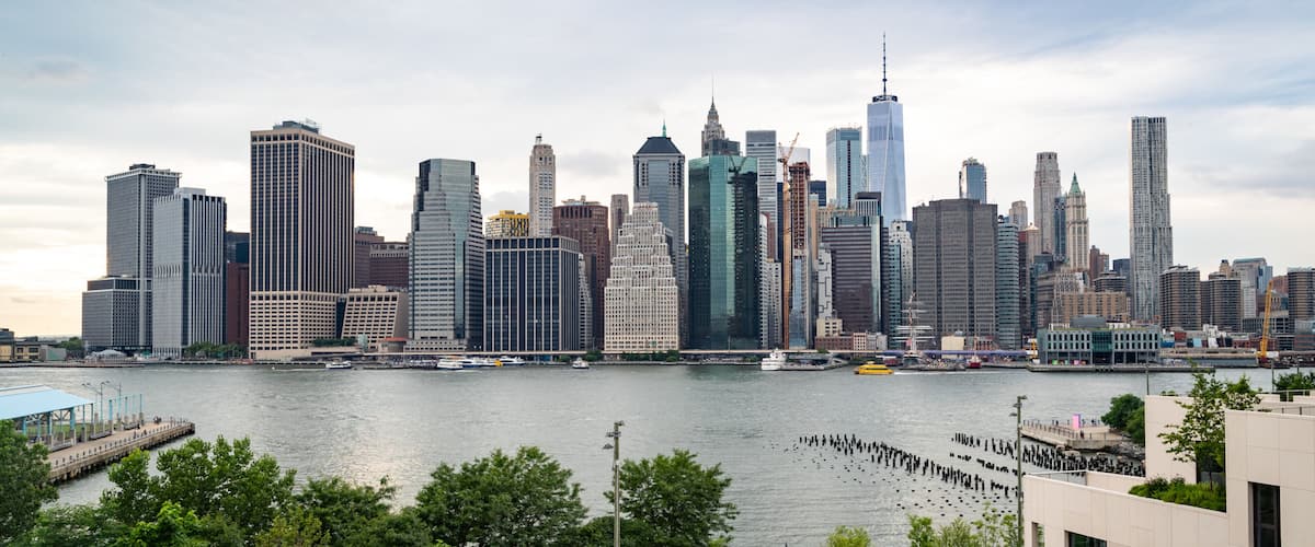 Brooklyn Borough Hall showing a bay or harbor and a city