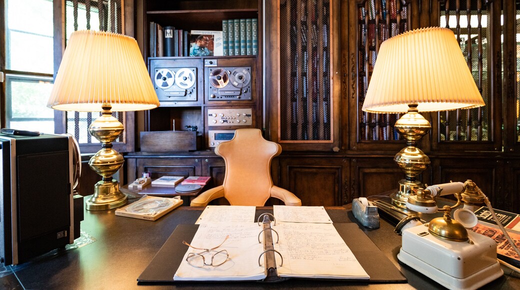 Louis Armstrong House showing heritage elements and interior views