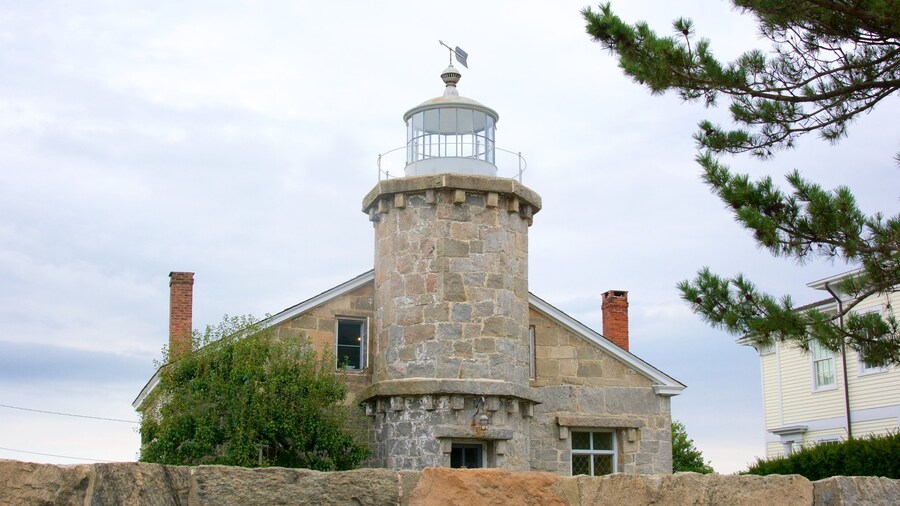 Stonington\'s Old Lighthouse Museum which includes a lighthouse