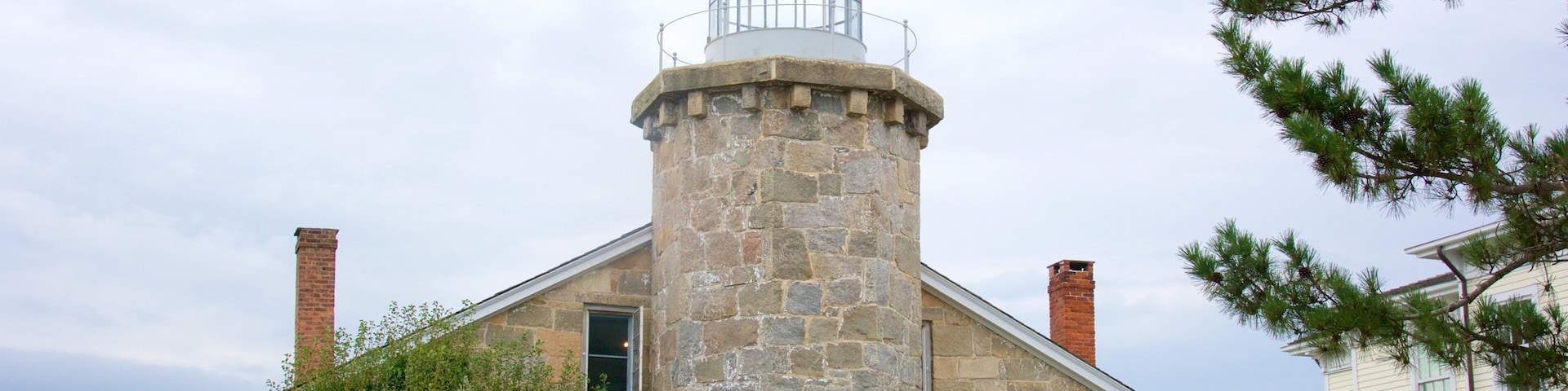 Stonington\'s Old Lighthouse Museum which includes a lighthouse