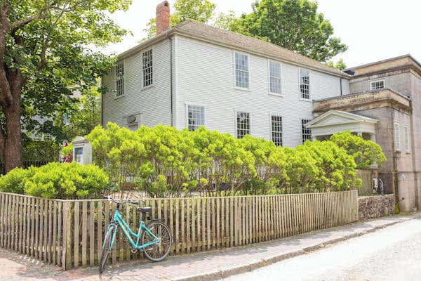 Nantucket_QuakerMeetingHouse_553248621532666501-1