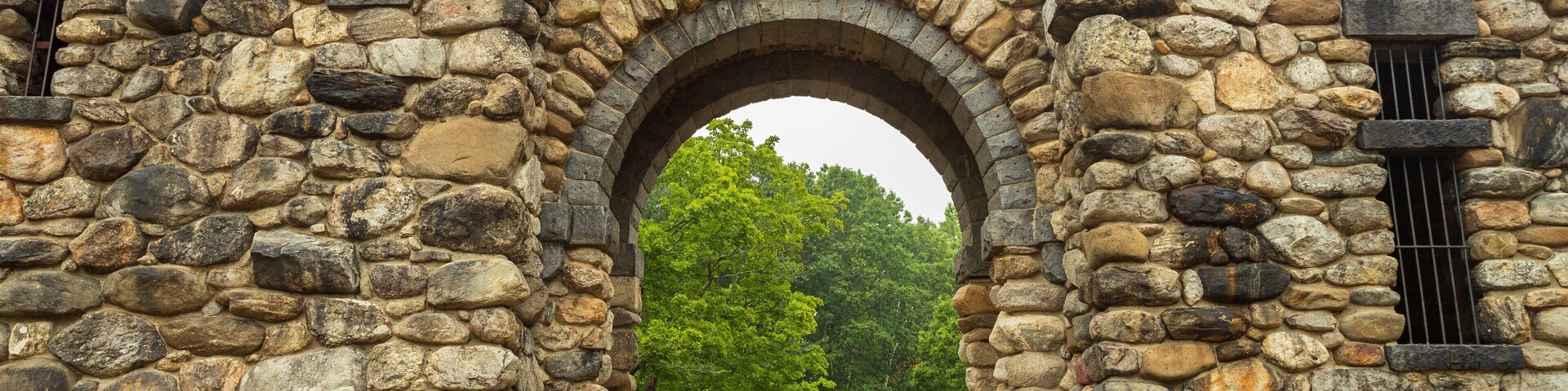 Bancroft Tower featuring heritage elements