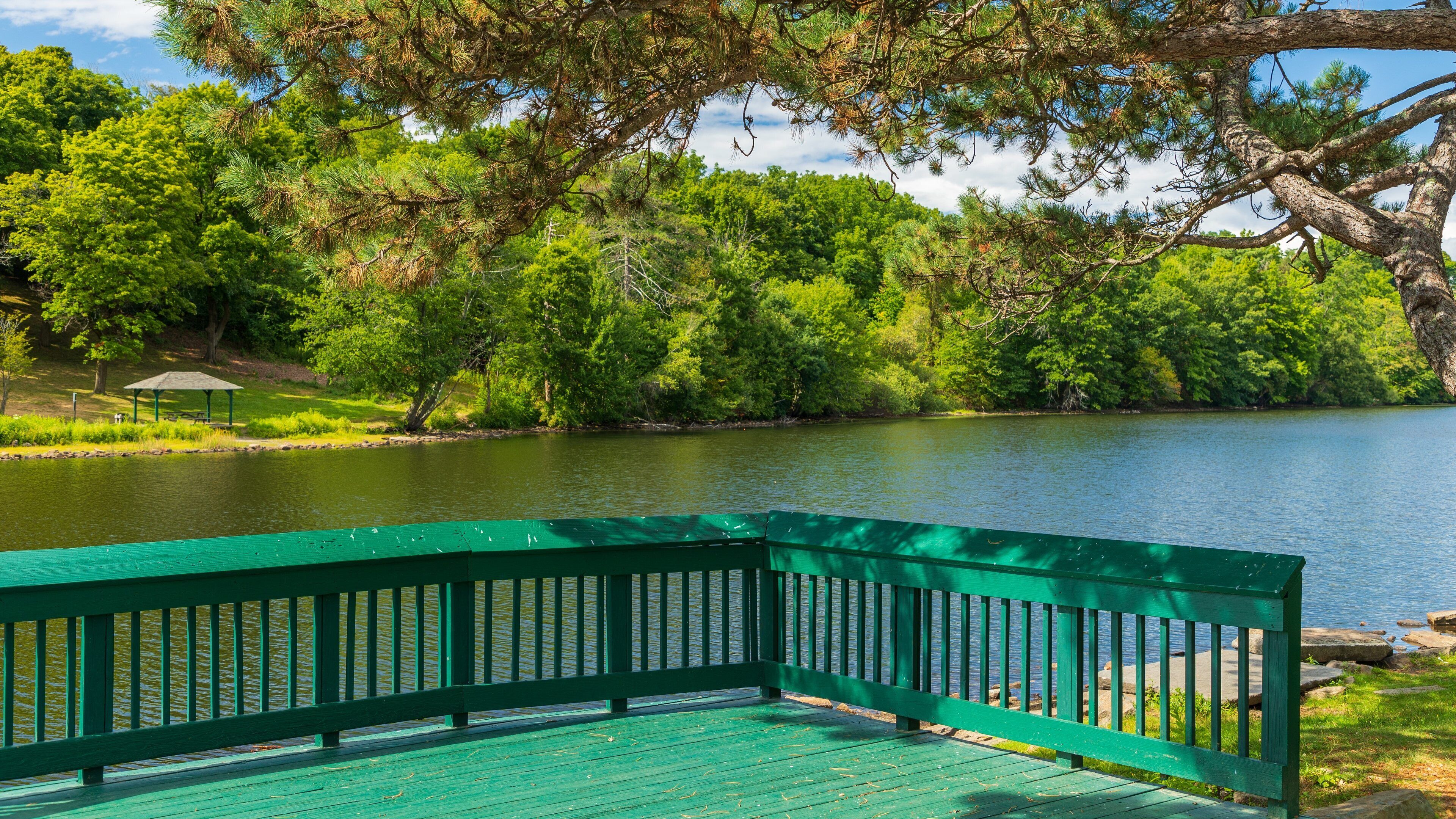 Green Hill Park featuring a river or creek