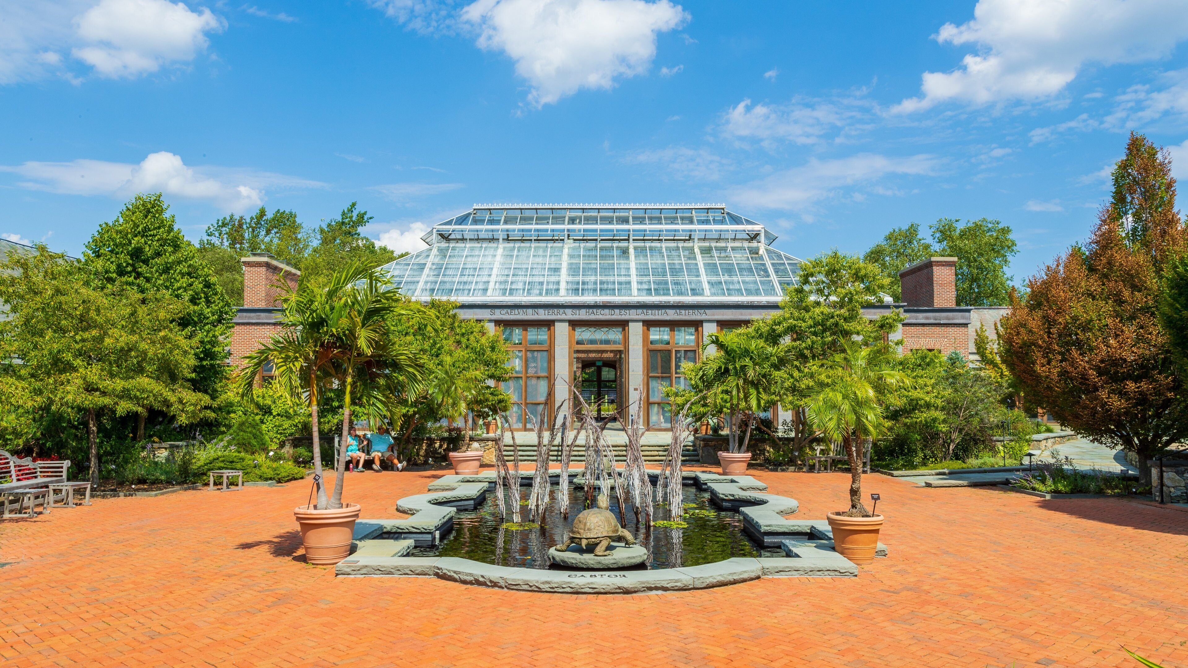 Tower Hill Botanic Garden which includes a fountain