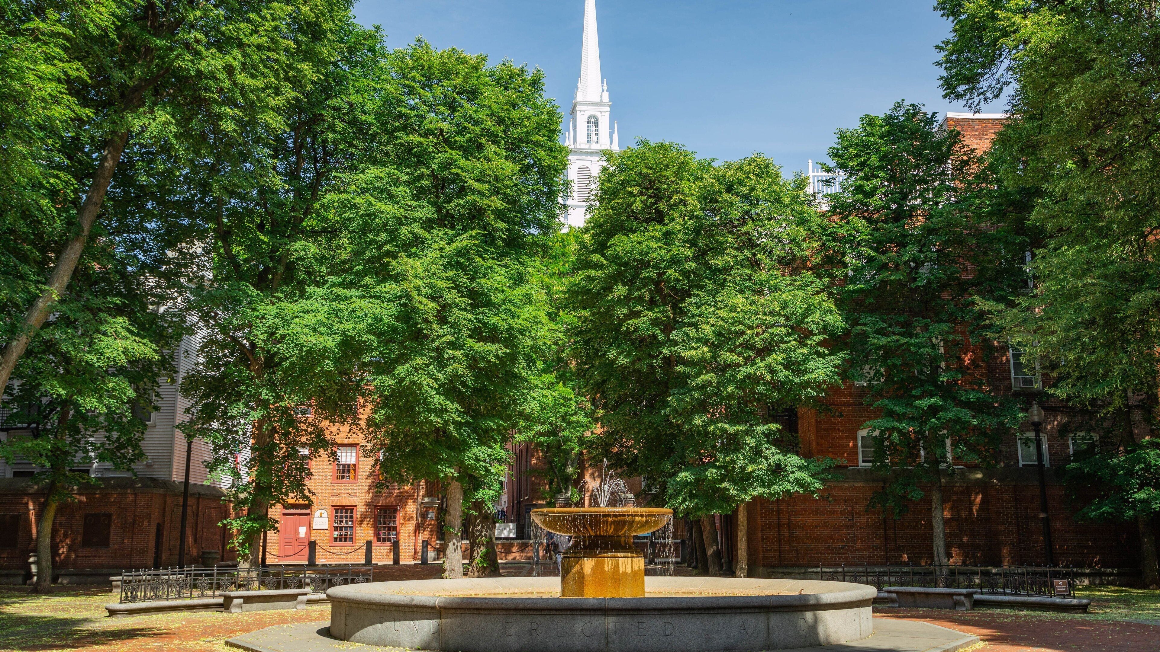 Statue of Paul Revere