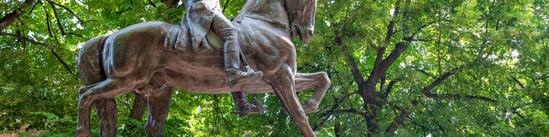 Statue of Paul Revere which includes a statue or sculpture