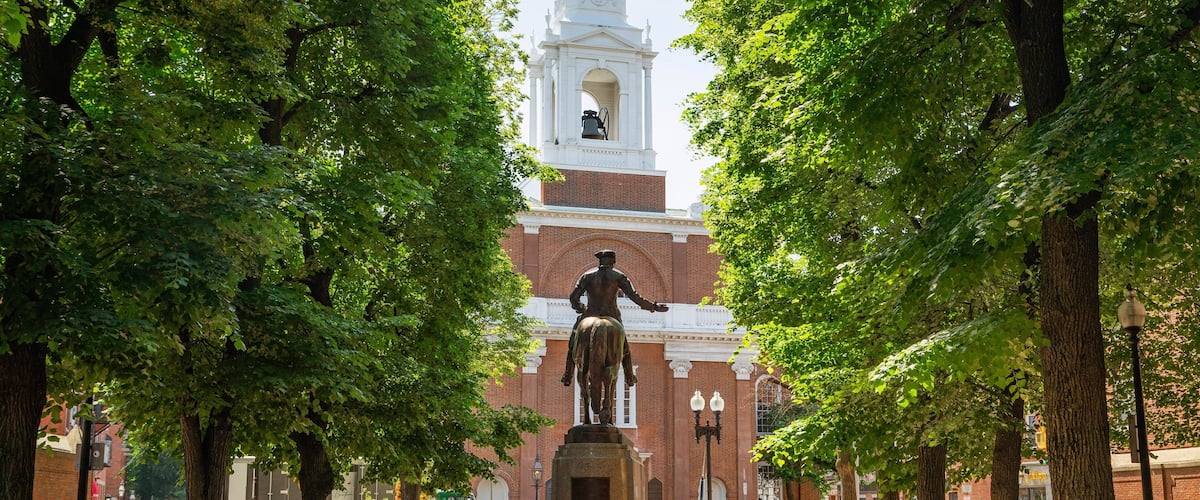 Statue of Paul Revere featuring a statue or sculpture