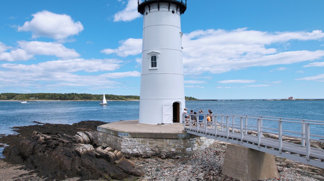 Portsmouth_Portsmouth_PortsmouthHarborLighthouse__01