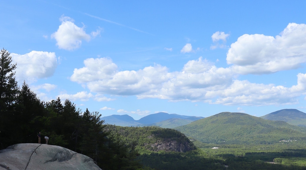 Cathedral Ledge Lookout