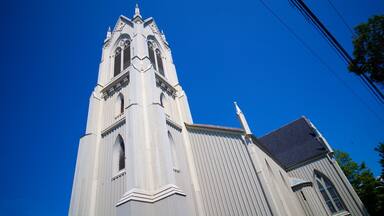 First Parish Church featuring a church or cathedral and heritage architecture