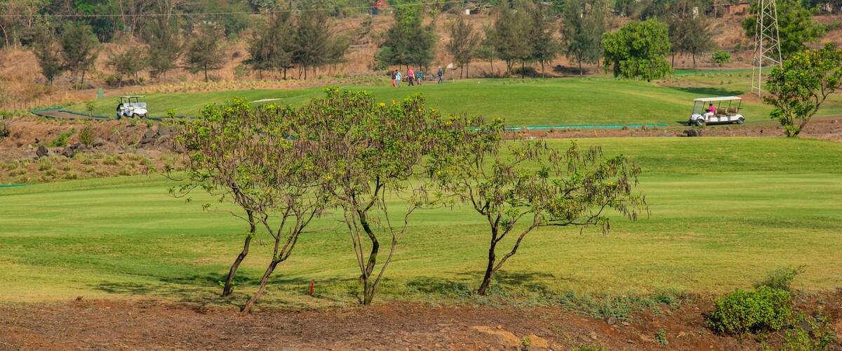 Kharghar Valley Golf Course which includes golf