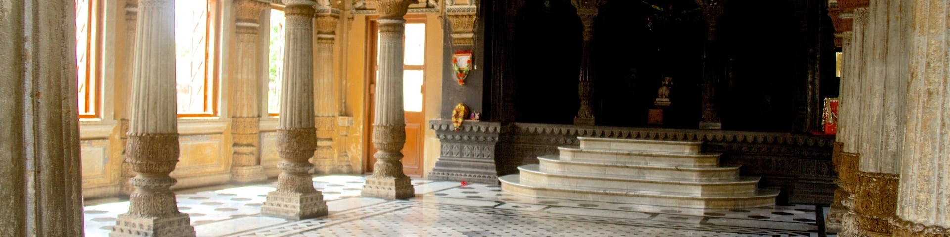 Puna caracterizando vistas internas e arquitetura de patrimônio