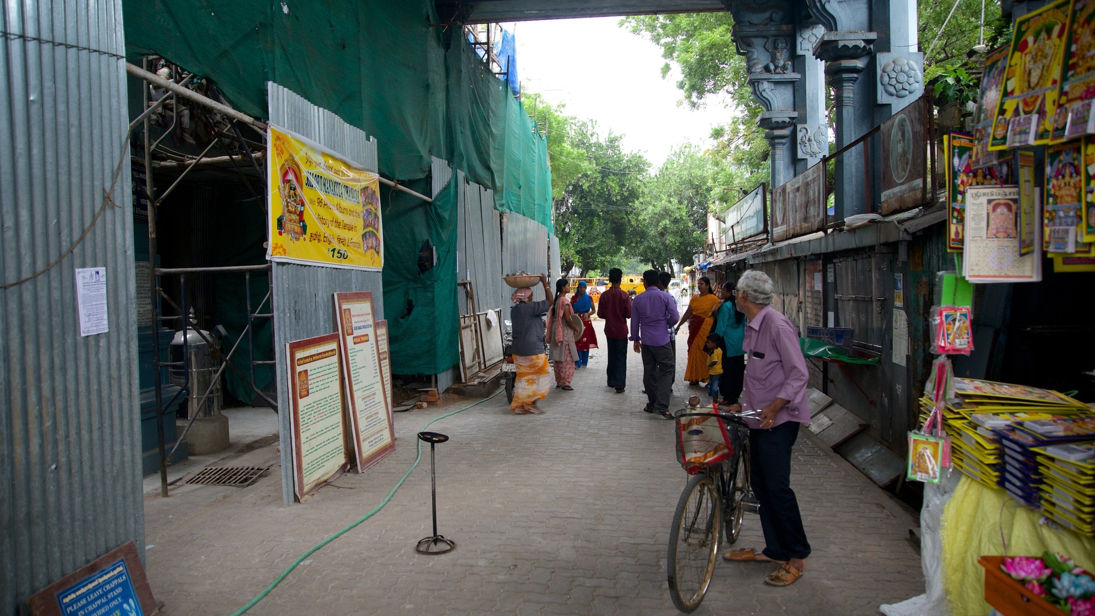 Pondicherry mostrando cenas de rua