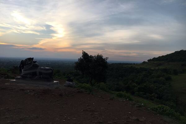 A Day outing from Hyderabad, perfect for enjoying nature, trek (Beginner) and a nice drive from Hyderabad
At a distance from this place is Kotepally which has a reservoir and has Kayaking facility at very reasonable charges which makes this trip complete with nature, trek and Kayaking